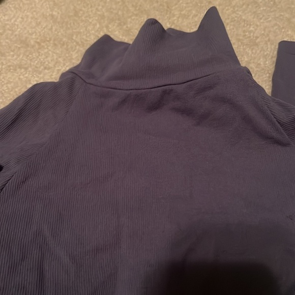 /super-soft-turtleneck-bodysuit-by-intimately-at-free-people-in-navy-size-M/L - Picture 6 of 8